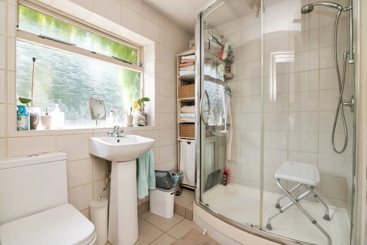 Jiggins Lane, Birmingham, B32, photo 7