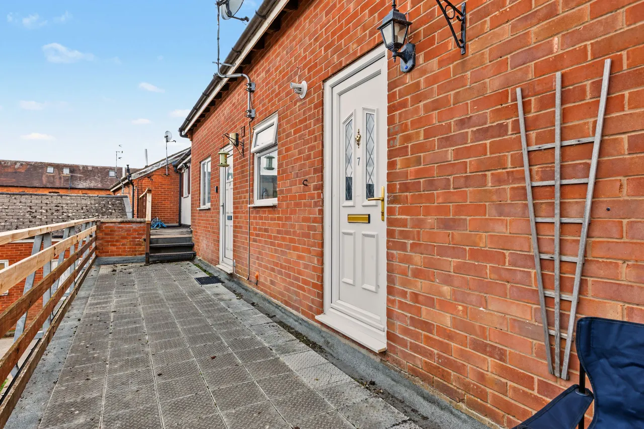High Street, Bidford-On-Avon, B50, photo 5