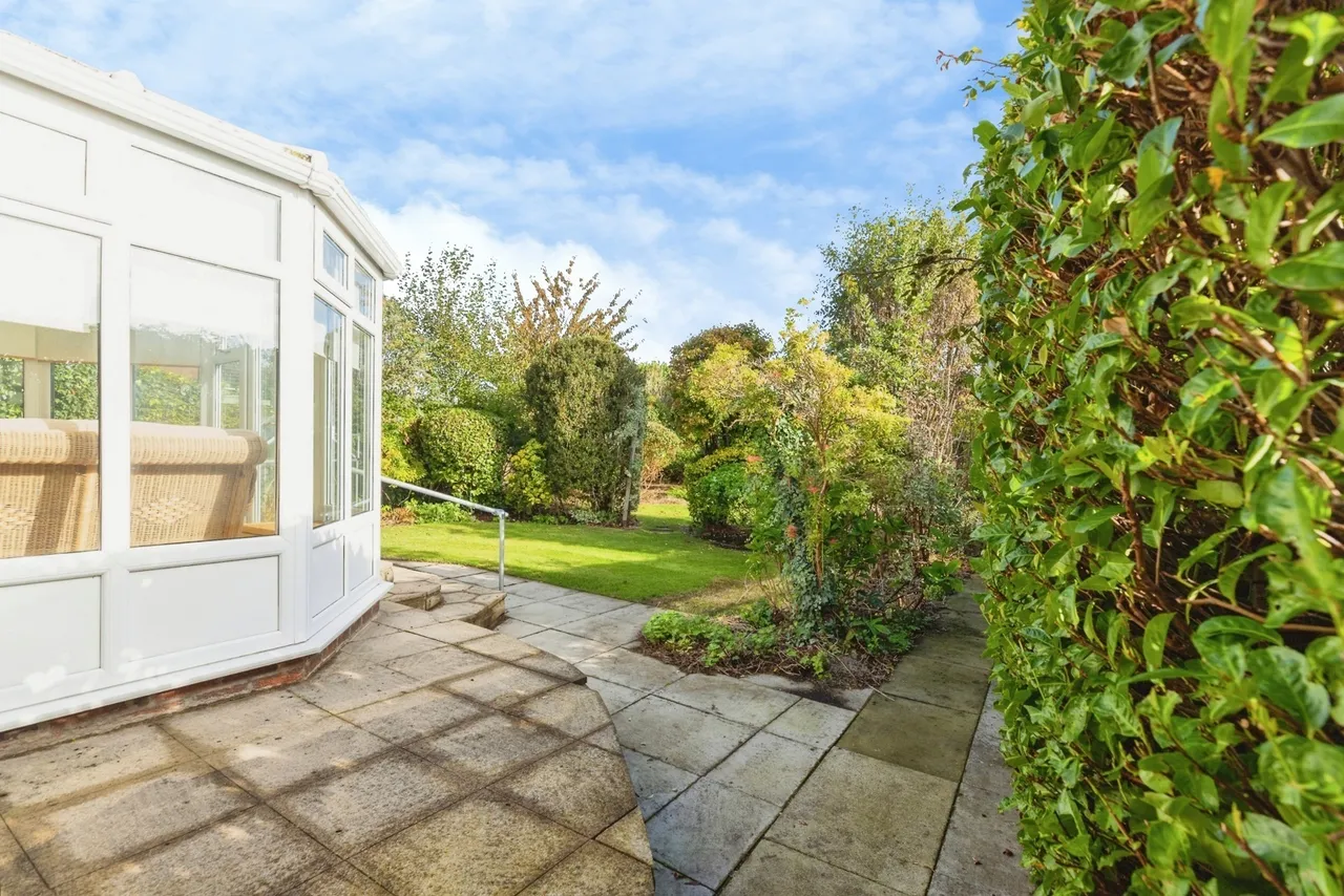 Belmont Drive, Bury, BL8, photo 22