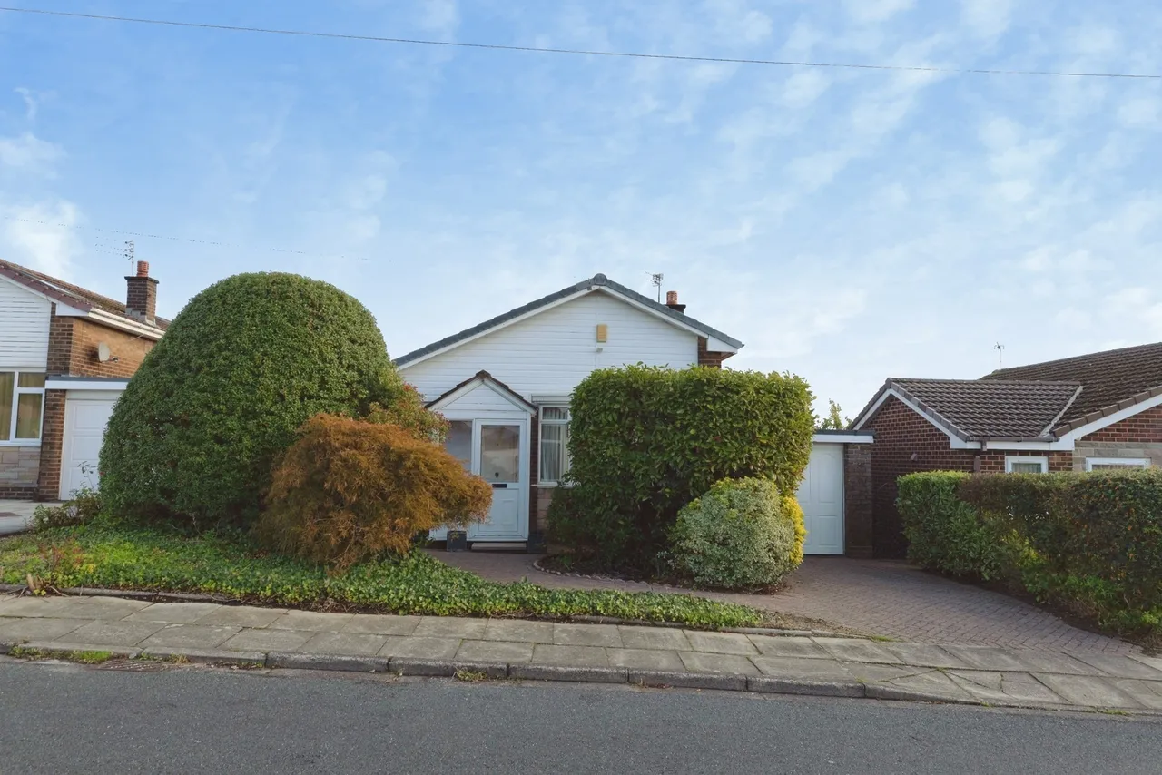 Belmont Drive, Bury, BL8, photo 24