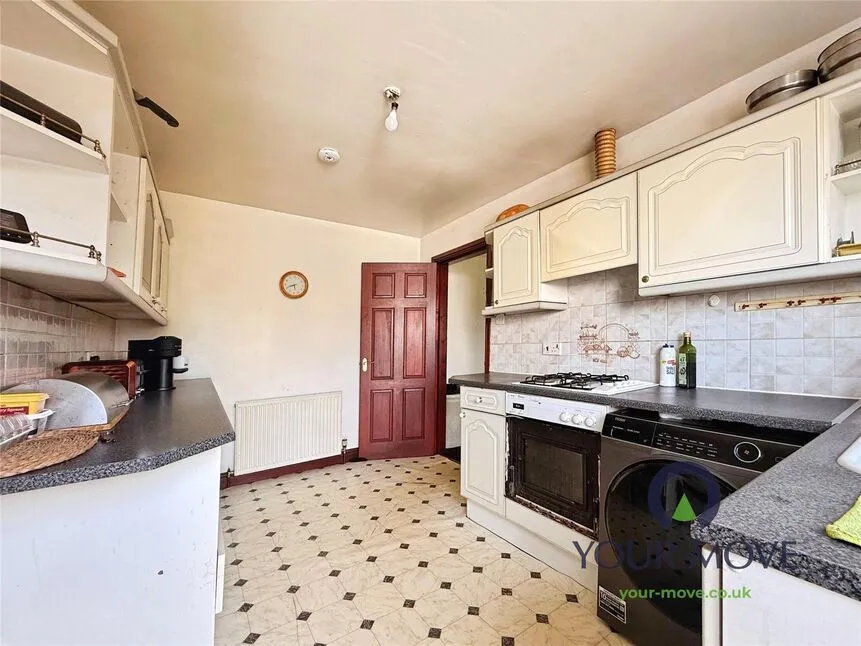 Oakwell Lane, Barnsley, S71, photo 5