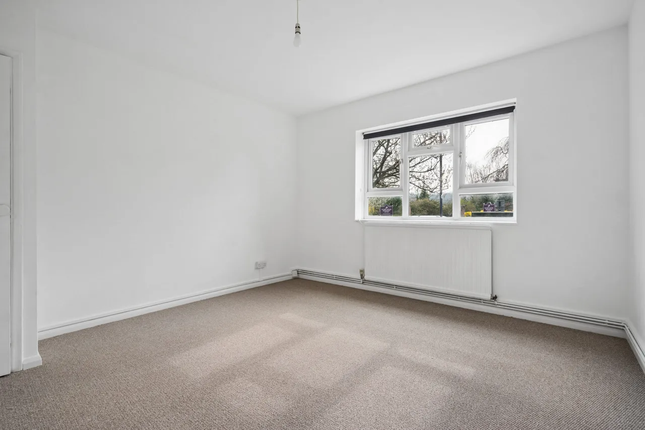 Bournehall High Street, Bushey, WD23, photo 9