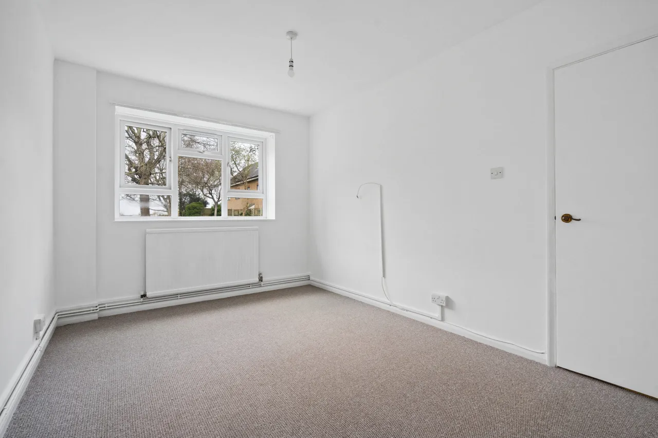 Bournehall High Street, Bushey, WD23, photo 10