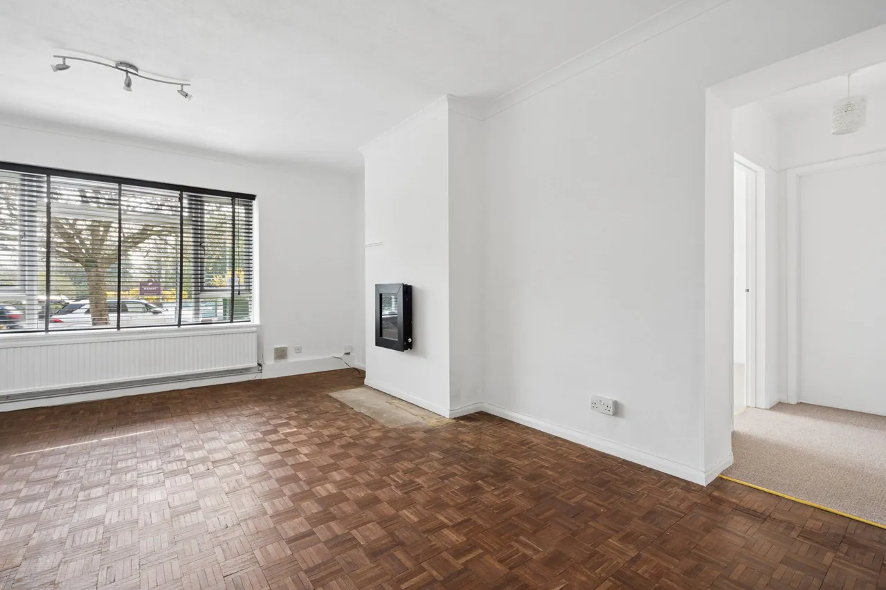 Bournehall High Street, Bushey, WD23, photo 7