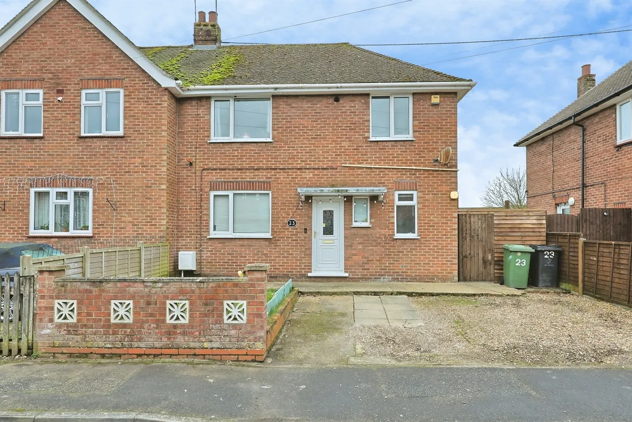 3 bed house for sale — Orchard Place, Swaffham