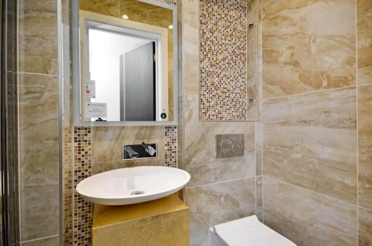 Hertford Street, London, W1J, photo 9
