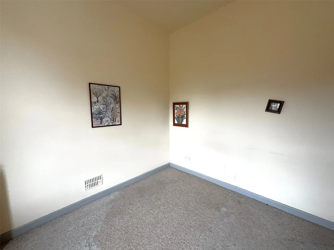 St. Nicholas Street, Bodmin, PL31, photo 6