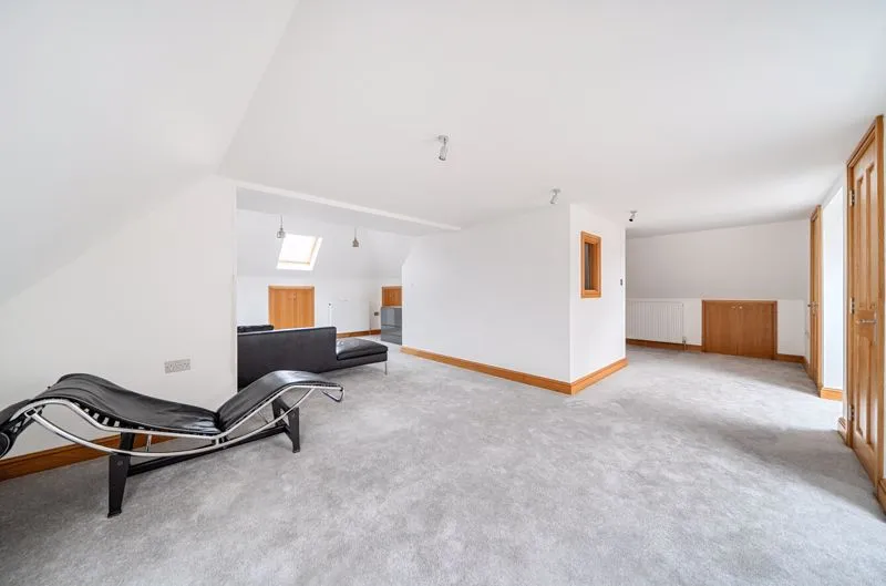 Copse Hill, Purley CR8 4LL, photo 17
