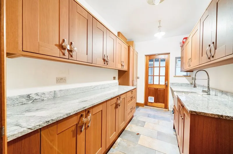 Copse Hill, Purley CR8 4LL, photo 7