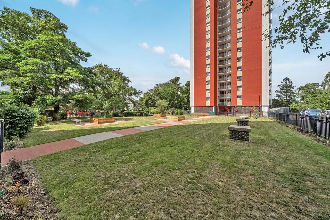Lewisham Park, London, SE13, photo 14