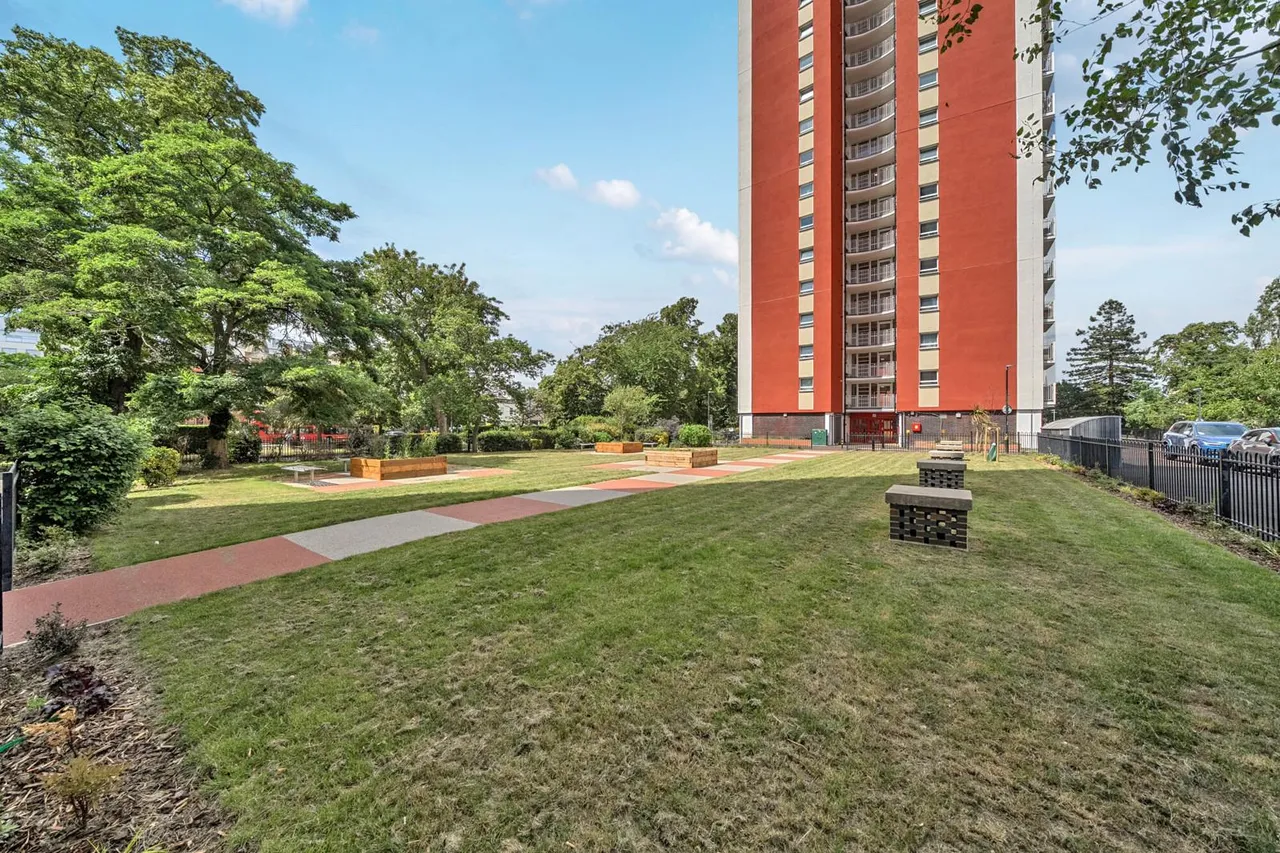 Lewisham Park, London, SE13, photo 14