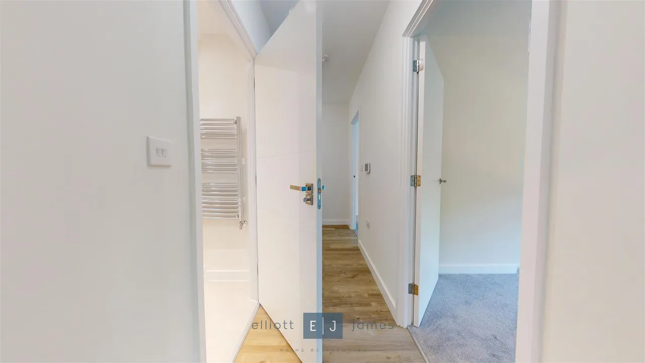 Borders Lane, IG10, photo 7