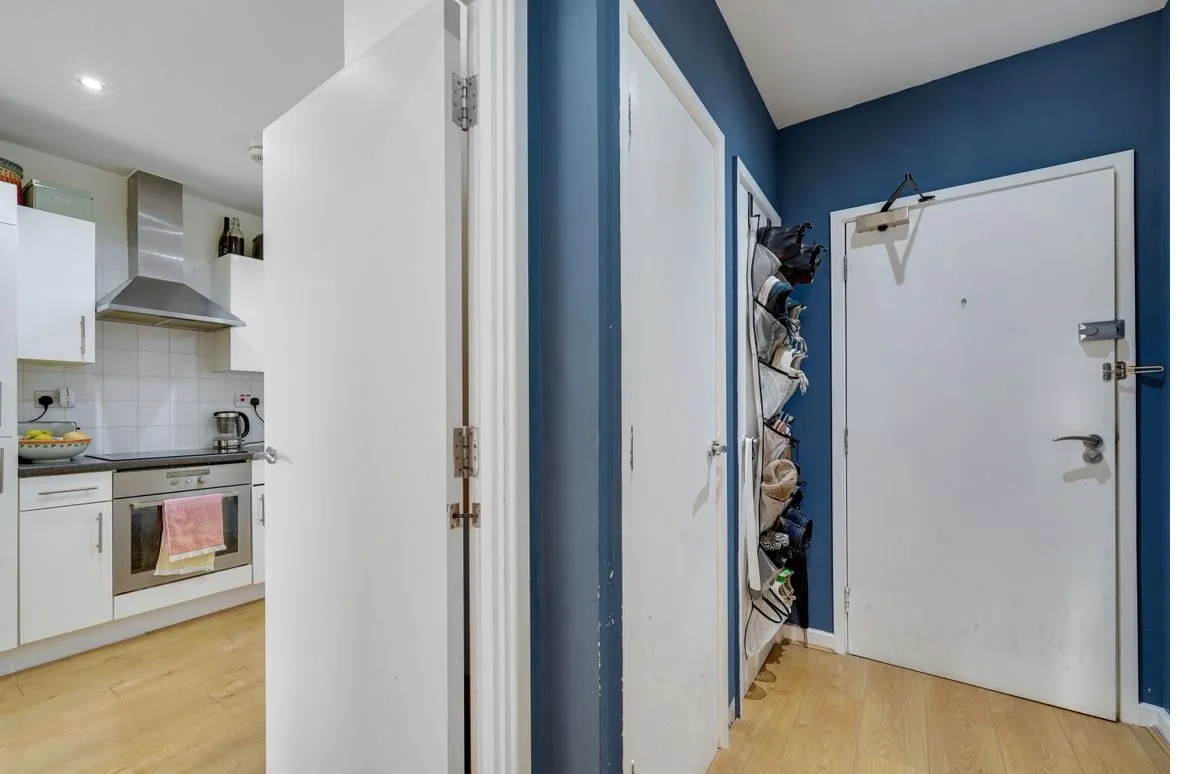 1 Carillon Court, 41 Greatorex Street, London, photo 6