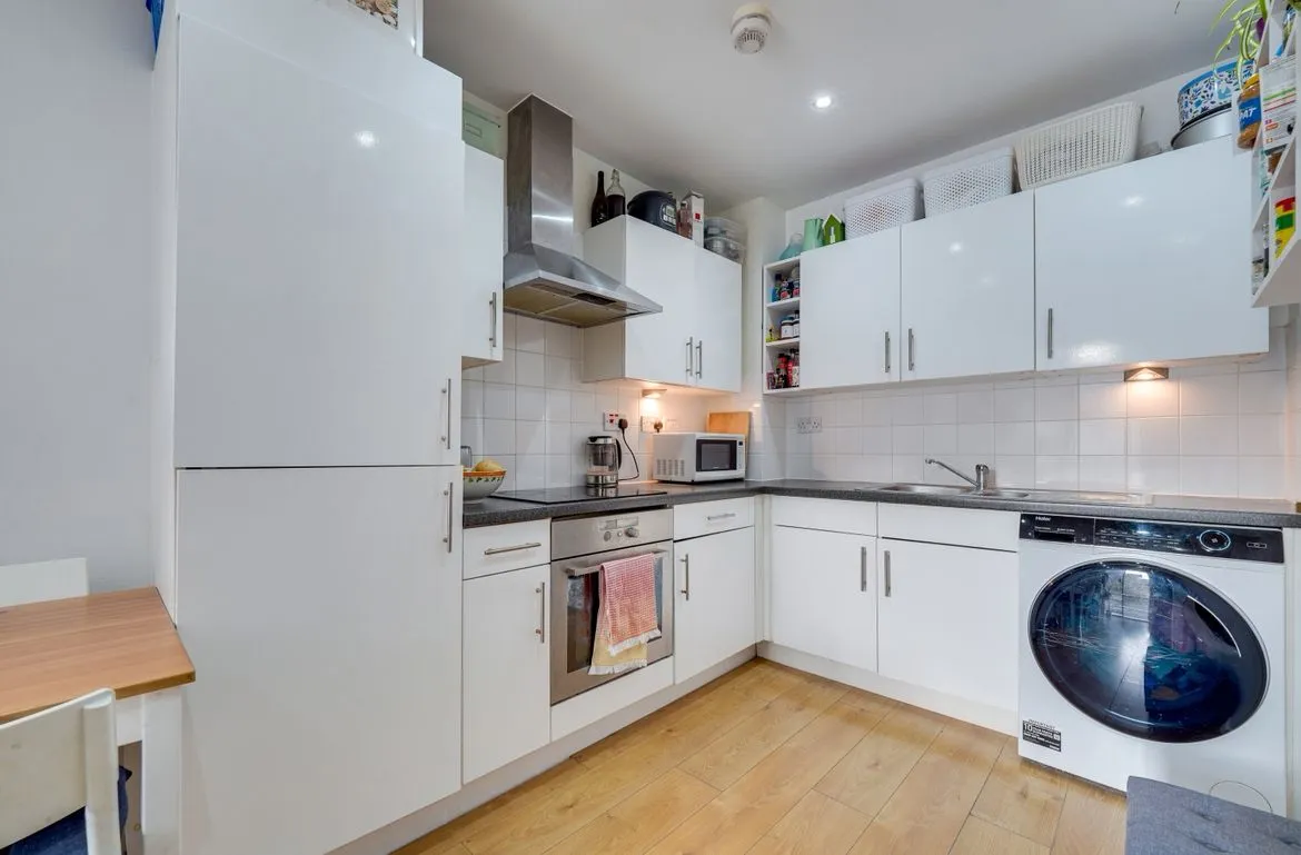 1 Carillon Court, 41 Greatorex Street, London, photo 10
