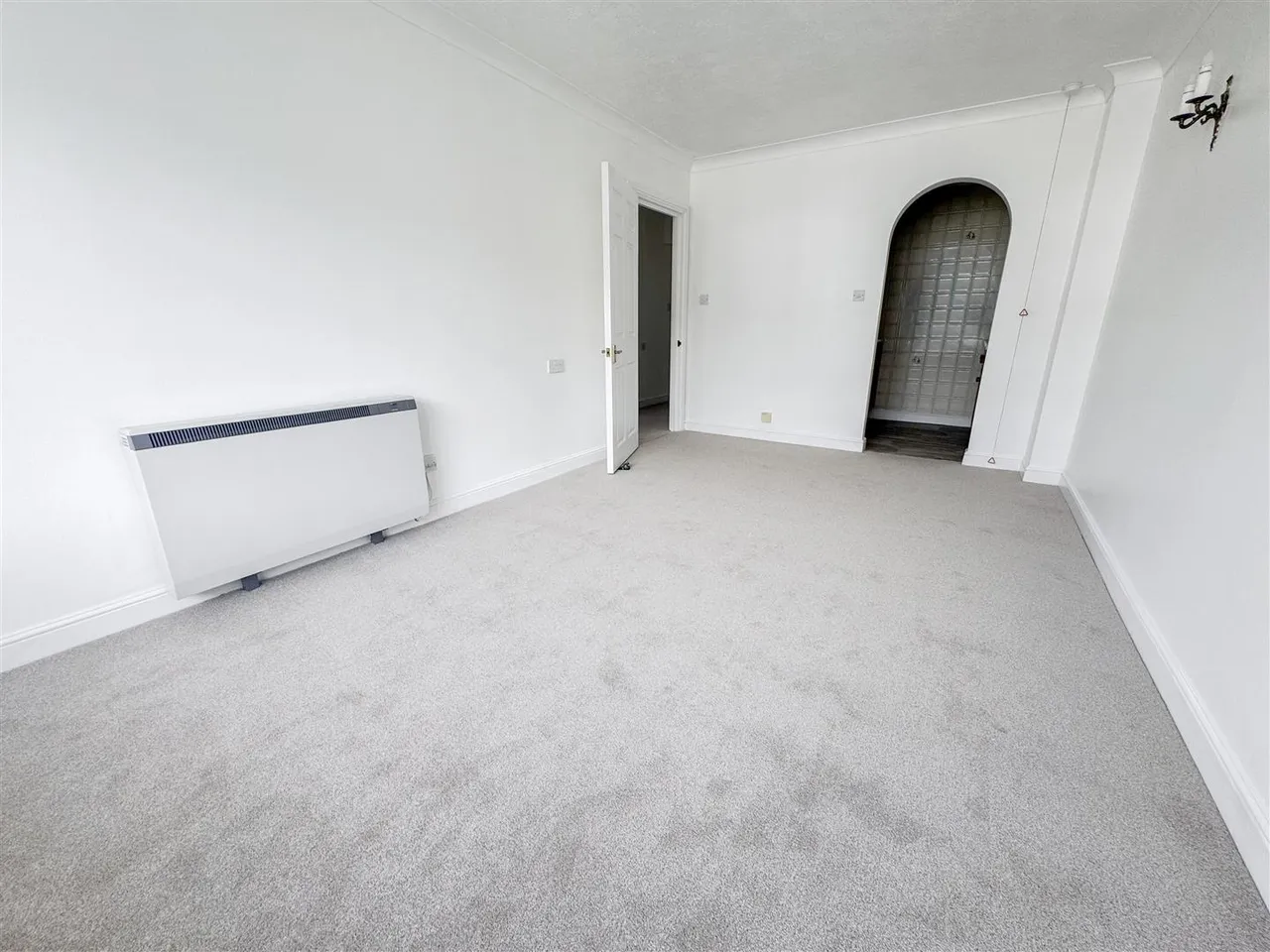 St. Helens Crescent, Hastings, TN34 2SQ, photo 2