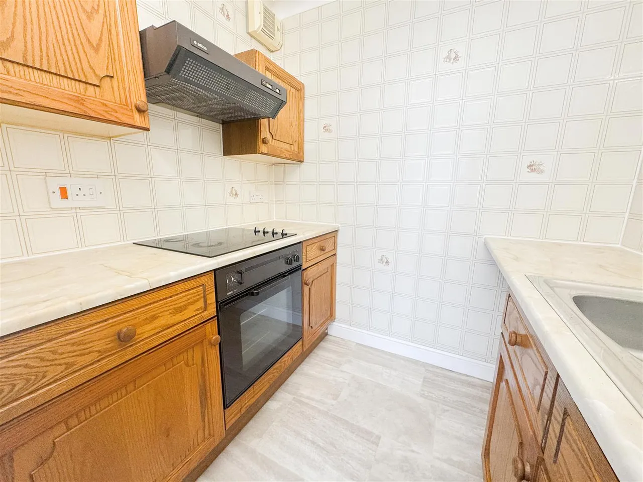 St. Helens Crescent, Hastings, TN34 2SQ, photo 7