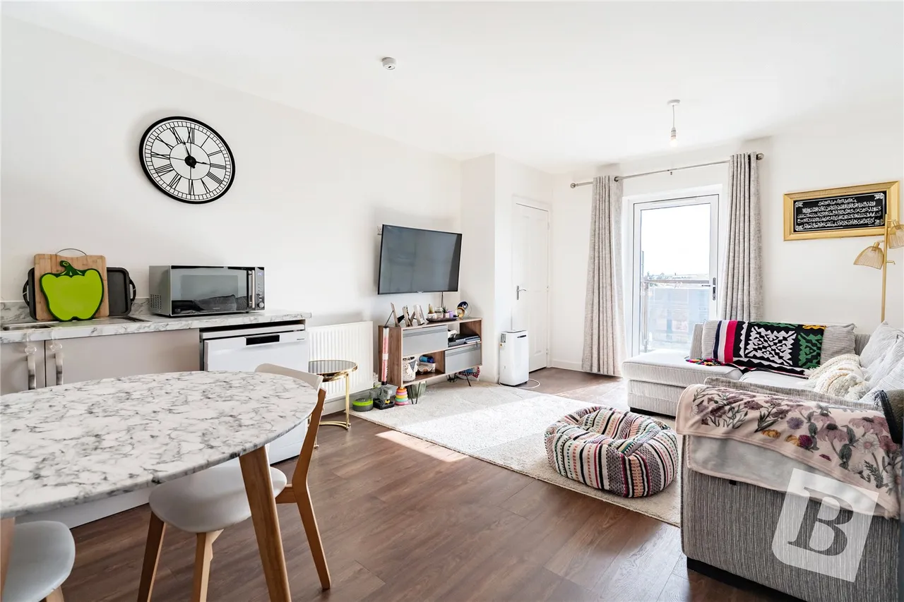 Lance Street, Rainham, RM13, photo 3