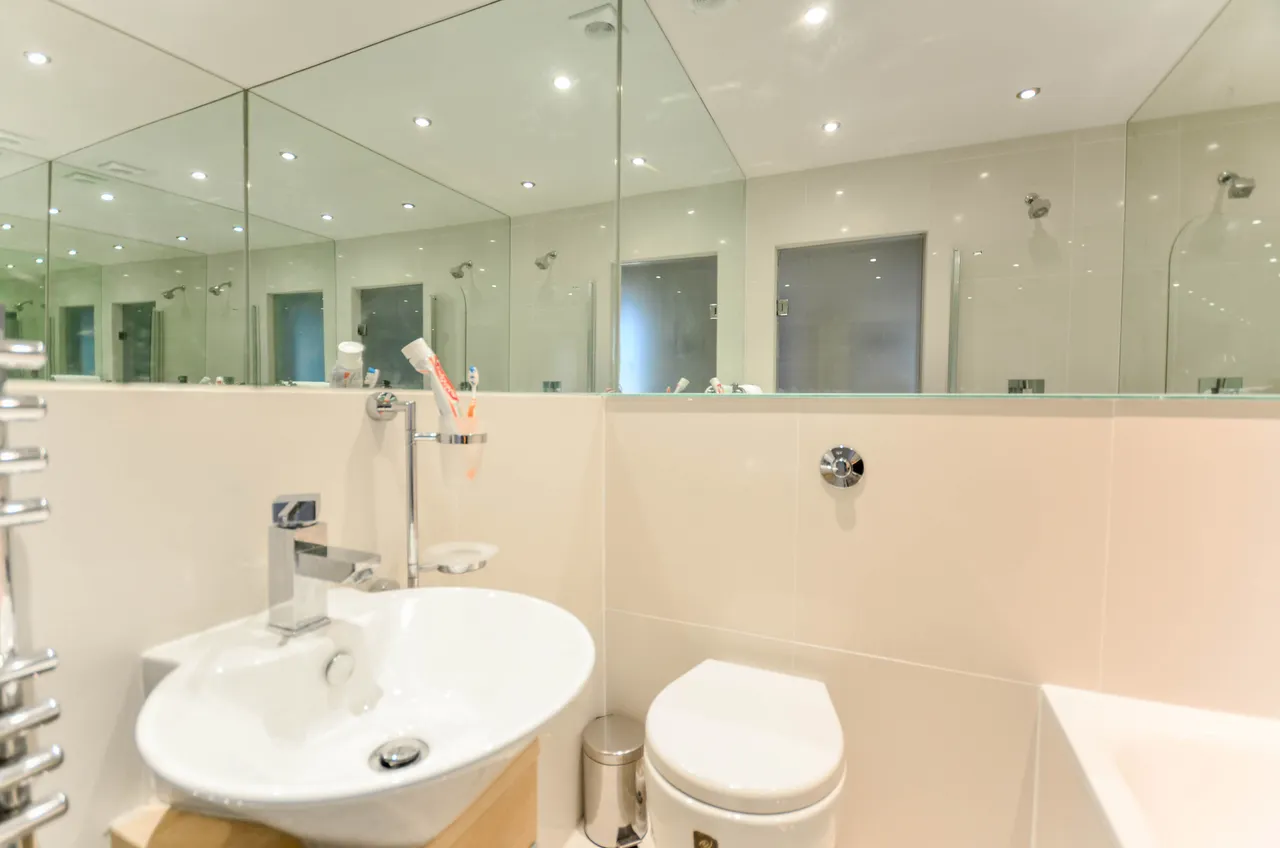 Flat 3, 35b Kensington High Street, London, photo 10