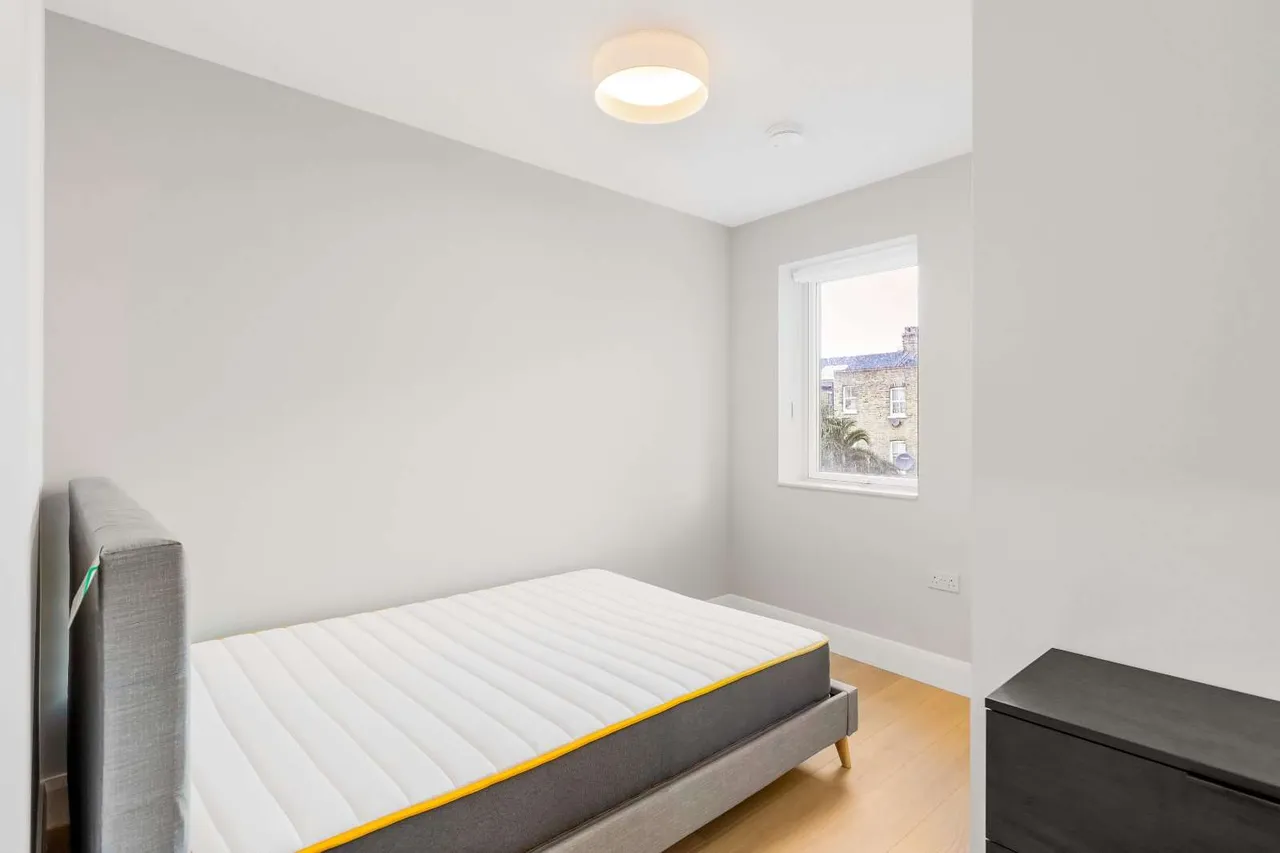Stonhouse Street, London, SW4, photo 6