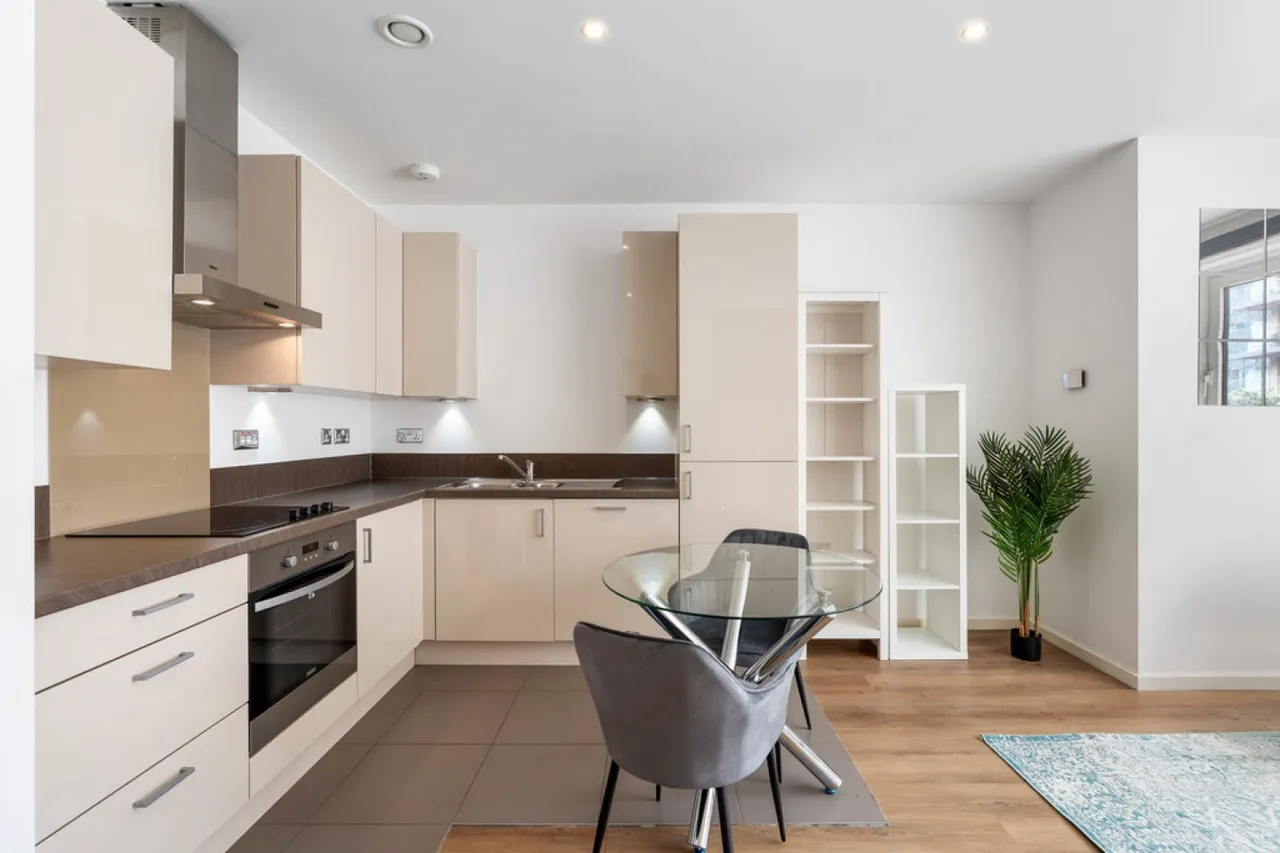 flat to rent — Jasmine House, Battersea Reach