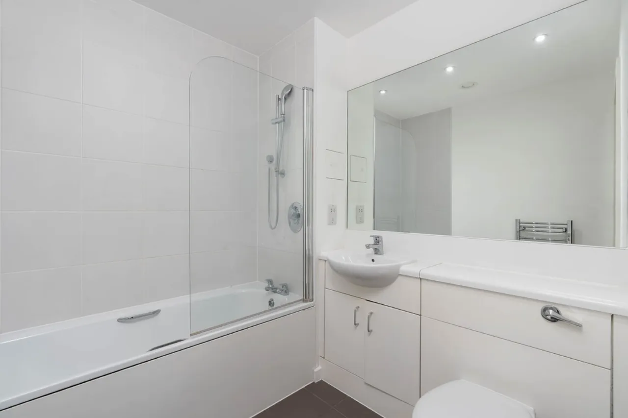 Jasmine House, Battersea Reach, photo 6