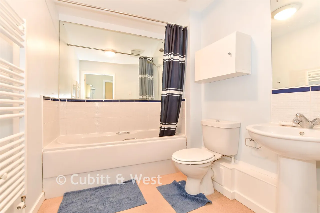 Spiro Close, Pulborough, RH20, photo 8