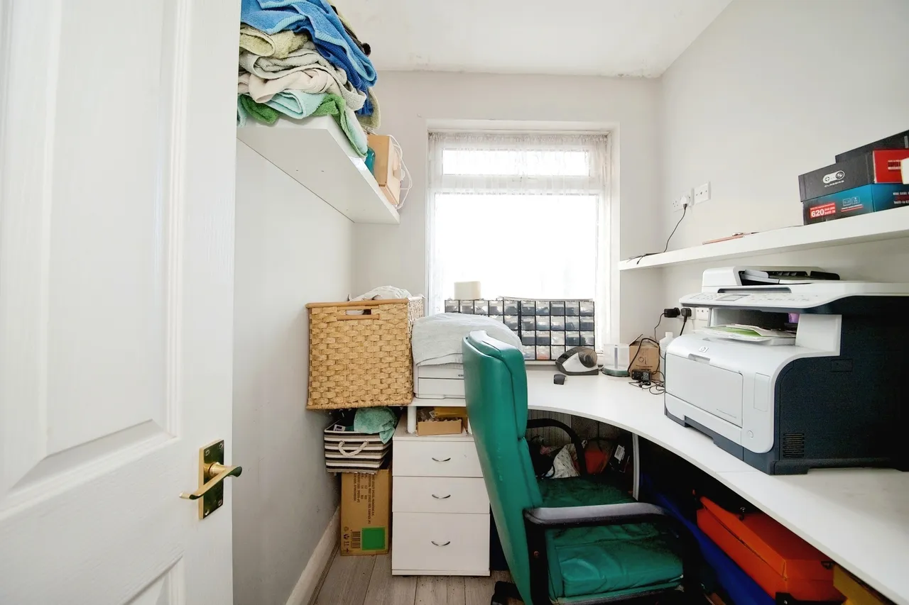 Nightingale Road, London, N9, photo 12