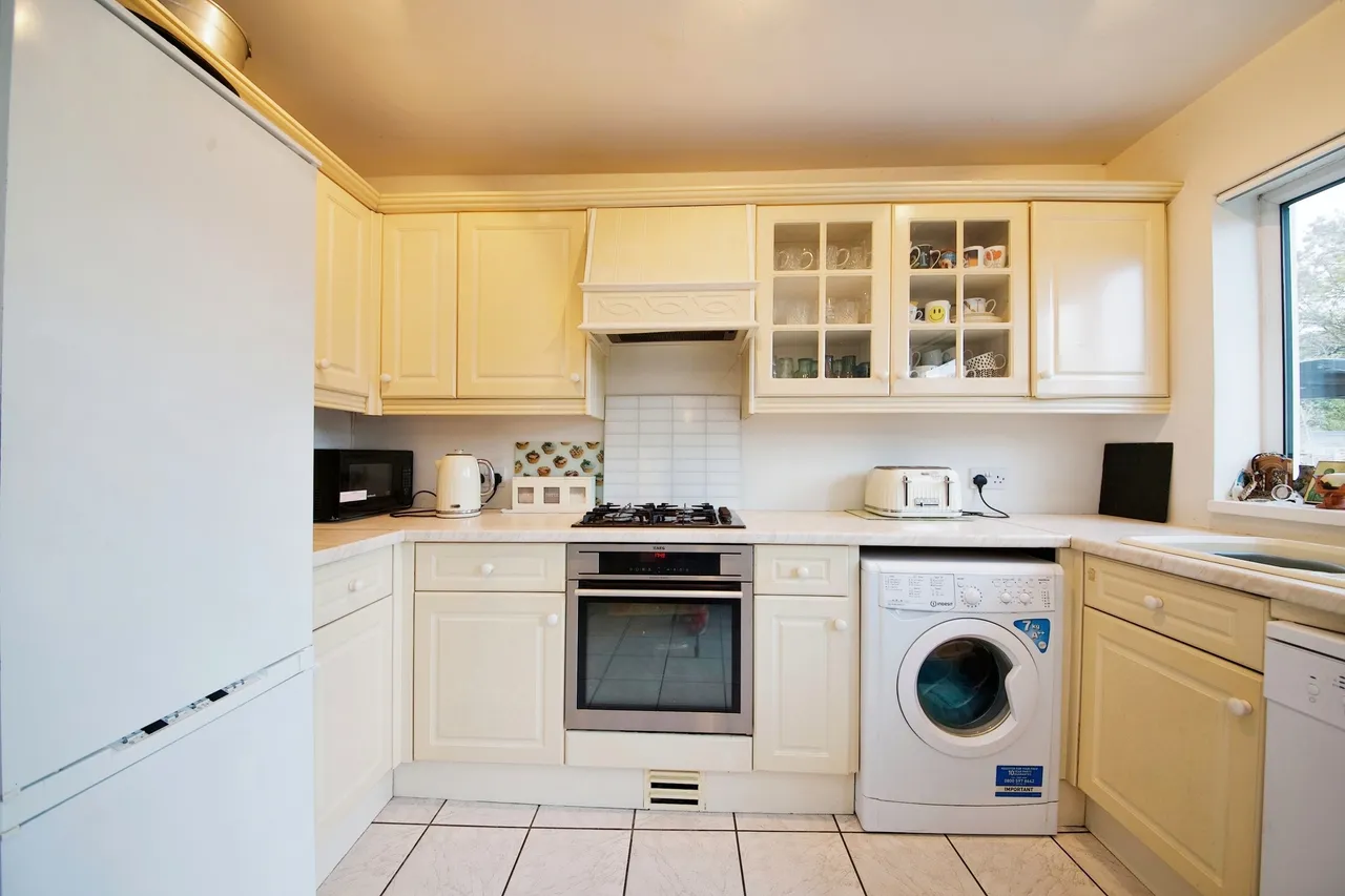 Nightingale Road, London, N9, photo 9