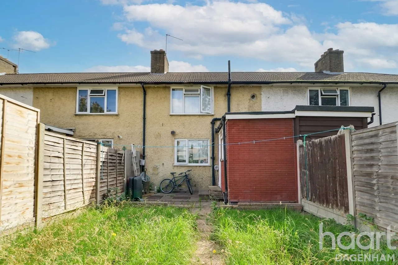 Rowney Gardens, Dagenham, RM9, photo 11