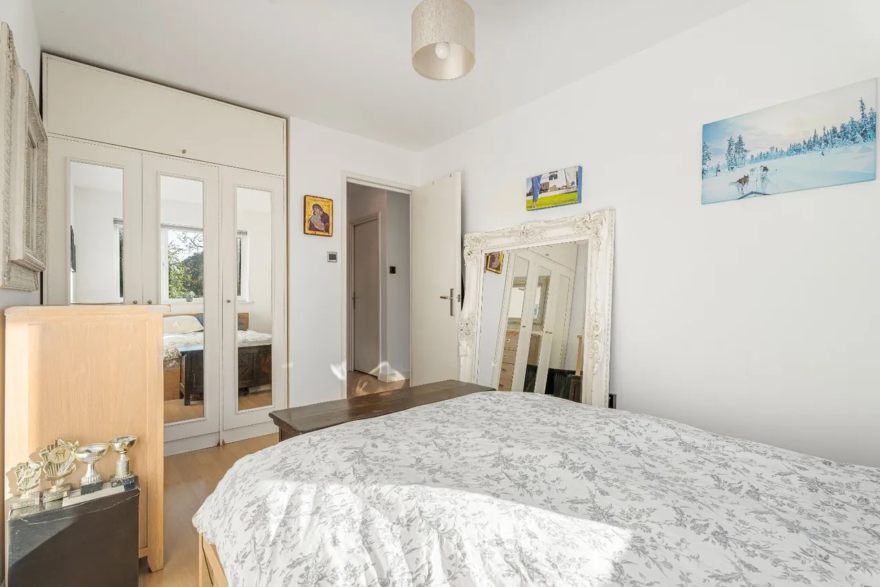 Kew Road, Richmond, TW9, photo 22