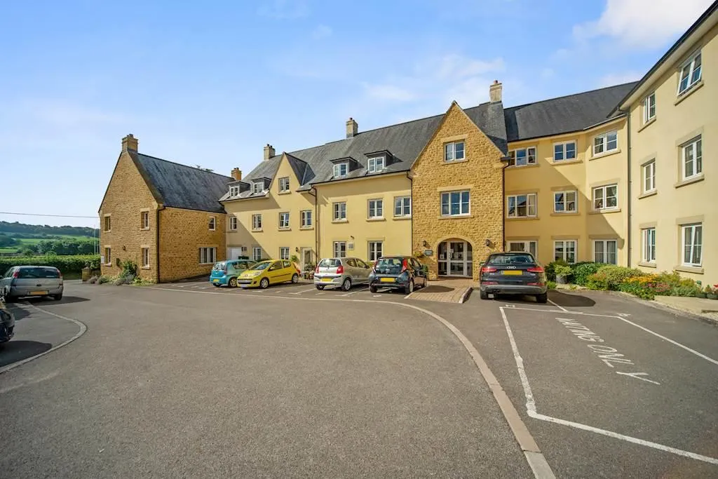 2 bed flat for sale, Lenthay Road, Sherborne, DT9