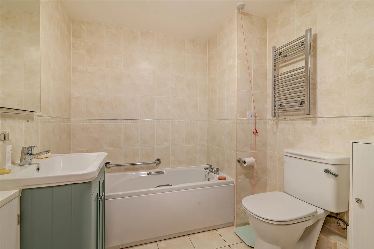 Lenthay Road, Sherborne, DT9, photo 8