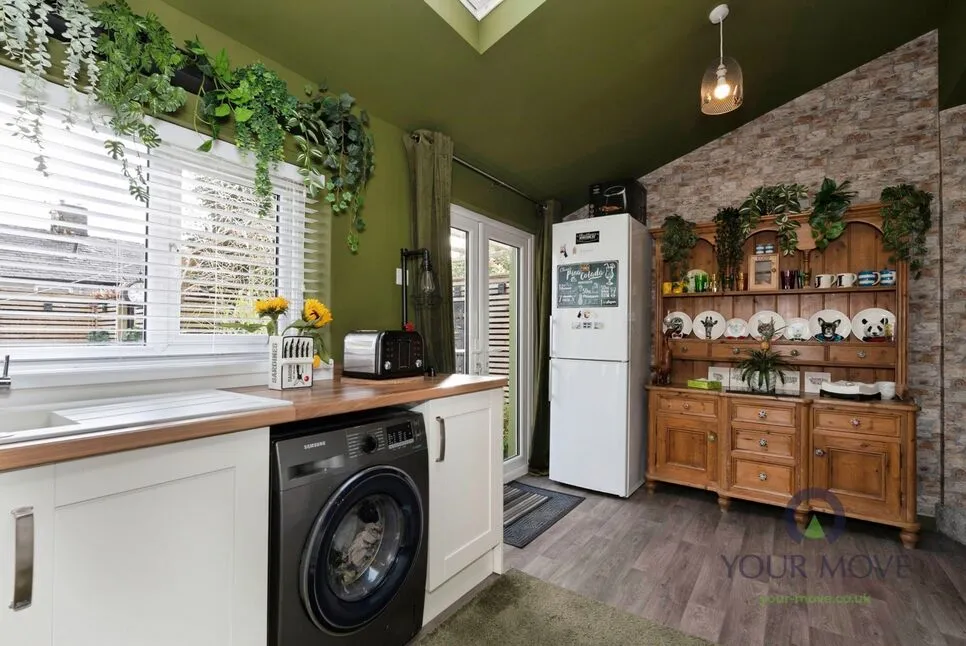 George Street, Rishton, BB1, photo 10