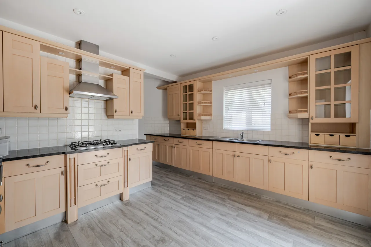 Alexander Crescent, Caterham, CR3, photo 4