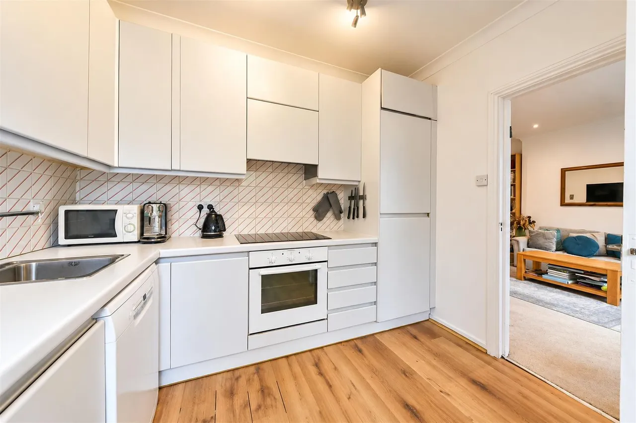 Steeles Road, Belsize Park, NW3, photo 16