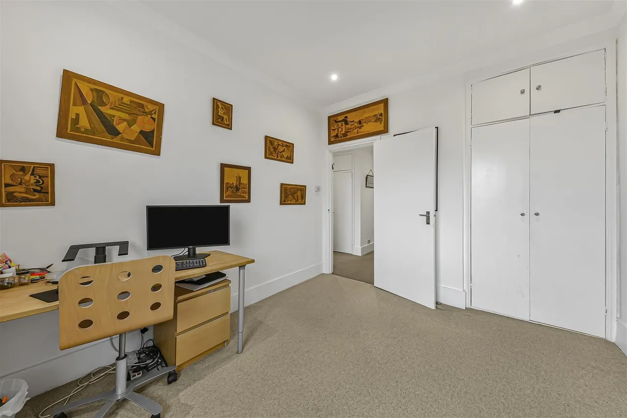 Steeles Road, Belsize Park, NW3, photo 17