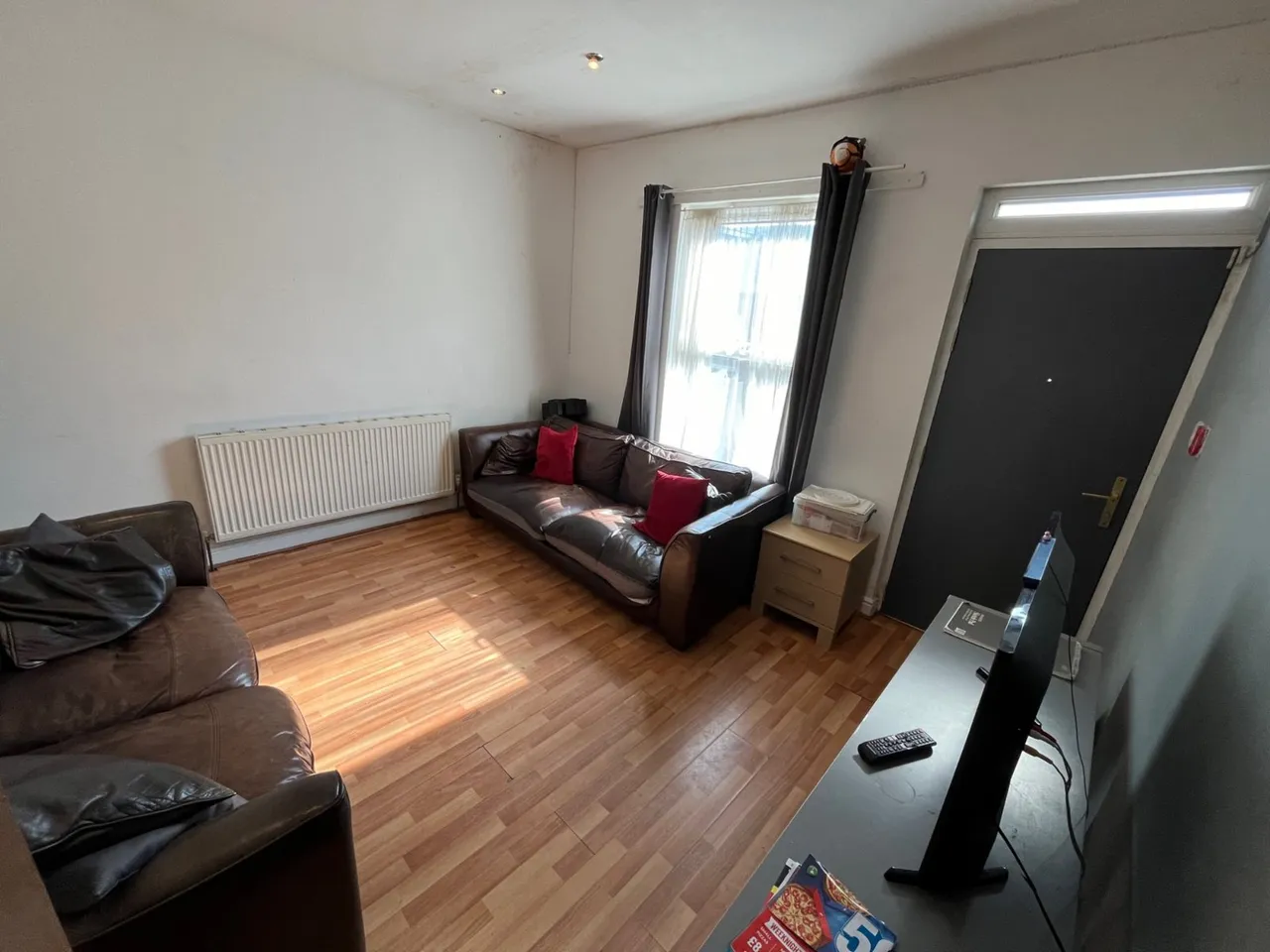 Burley Lodge Terrace, Hyde Park, LS6, photo 2