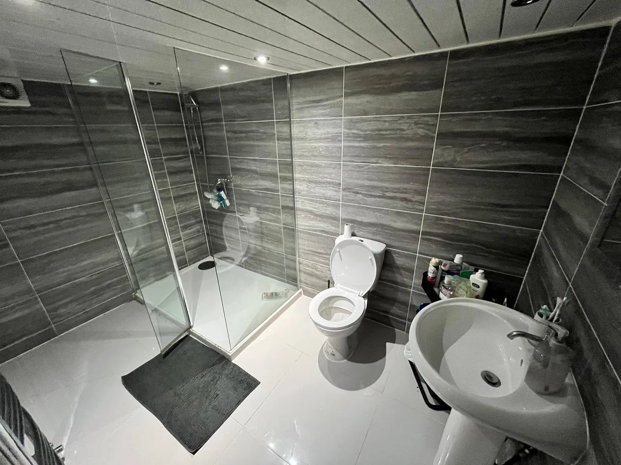 Burley Lodge Terrace, Hyde Park, LS6, photo 13