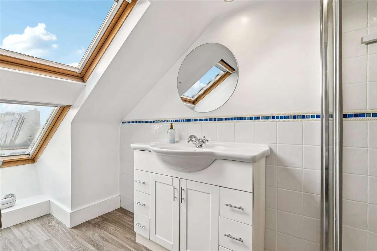 Leathwaite Road, London, SW11, photo 12