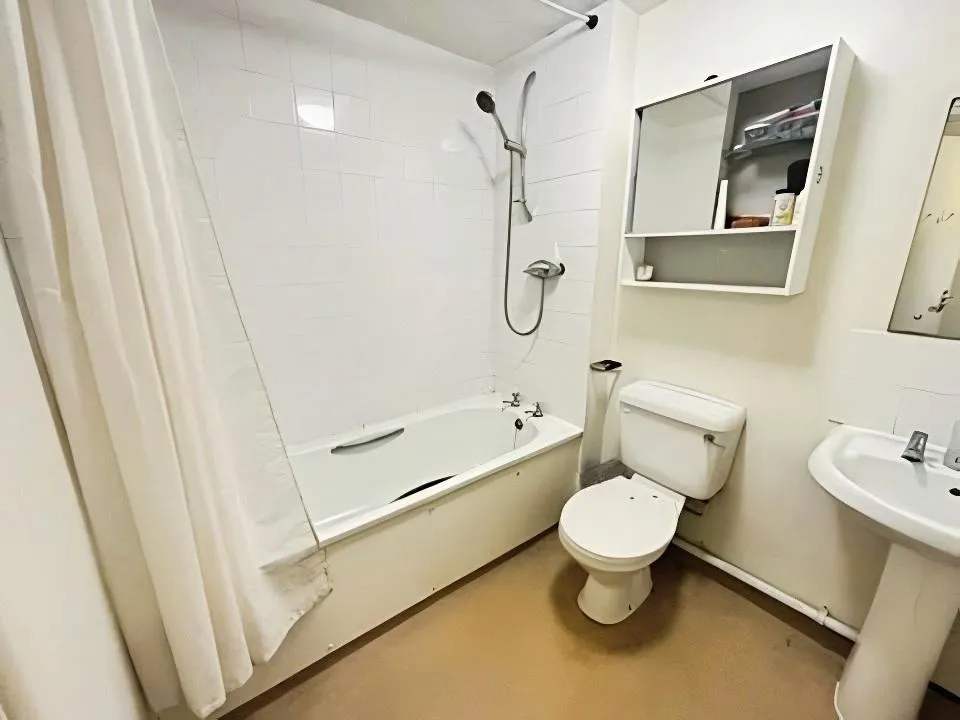 Peninsula Road, Winchester, SO22, photo 7