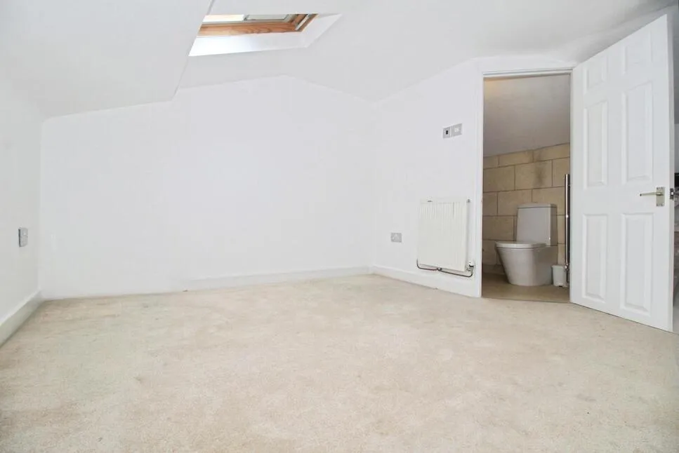 Azalea Drive, Burbage, LE10, photo 13