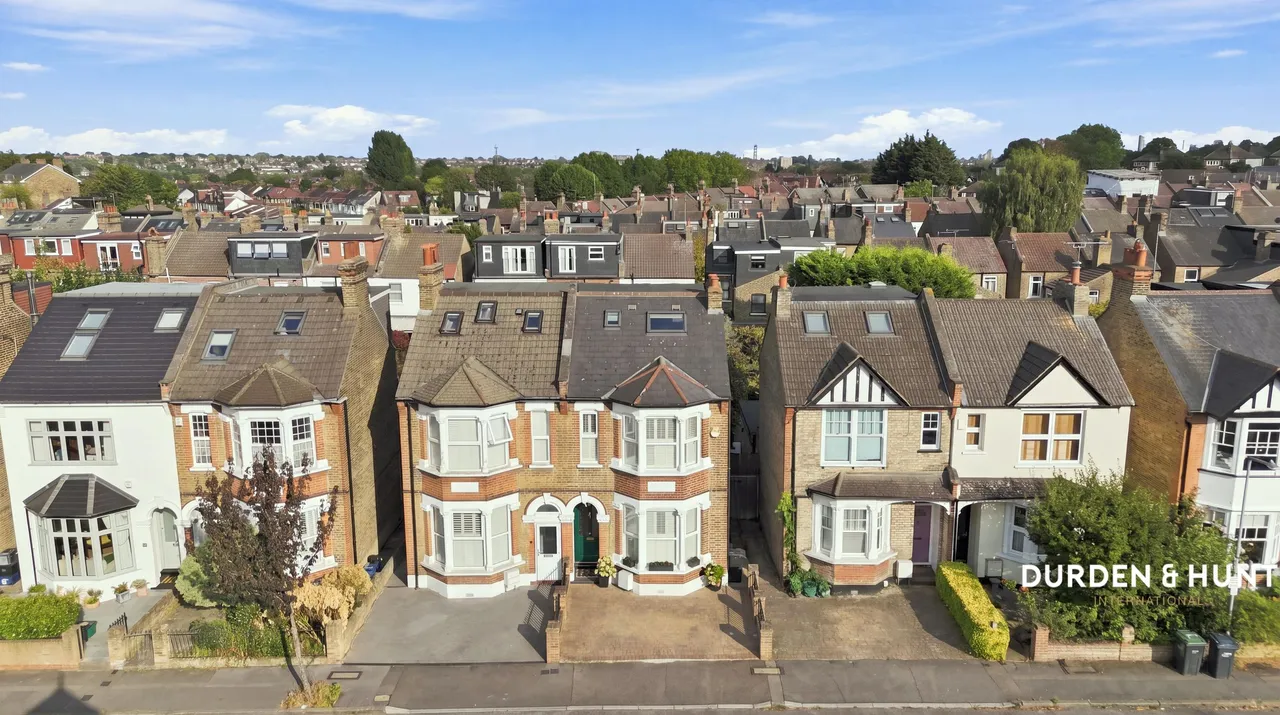 Wellington Road, Wanstead, E11, photo 29