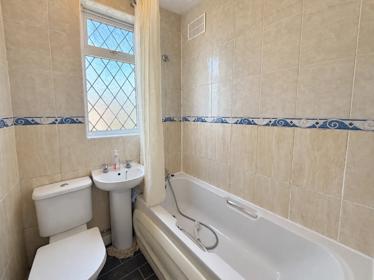 Grangemouth Road, CV6, photo 7