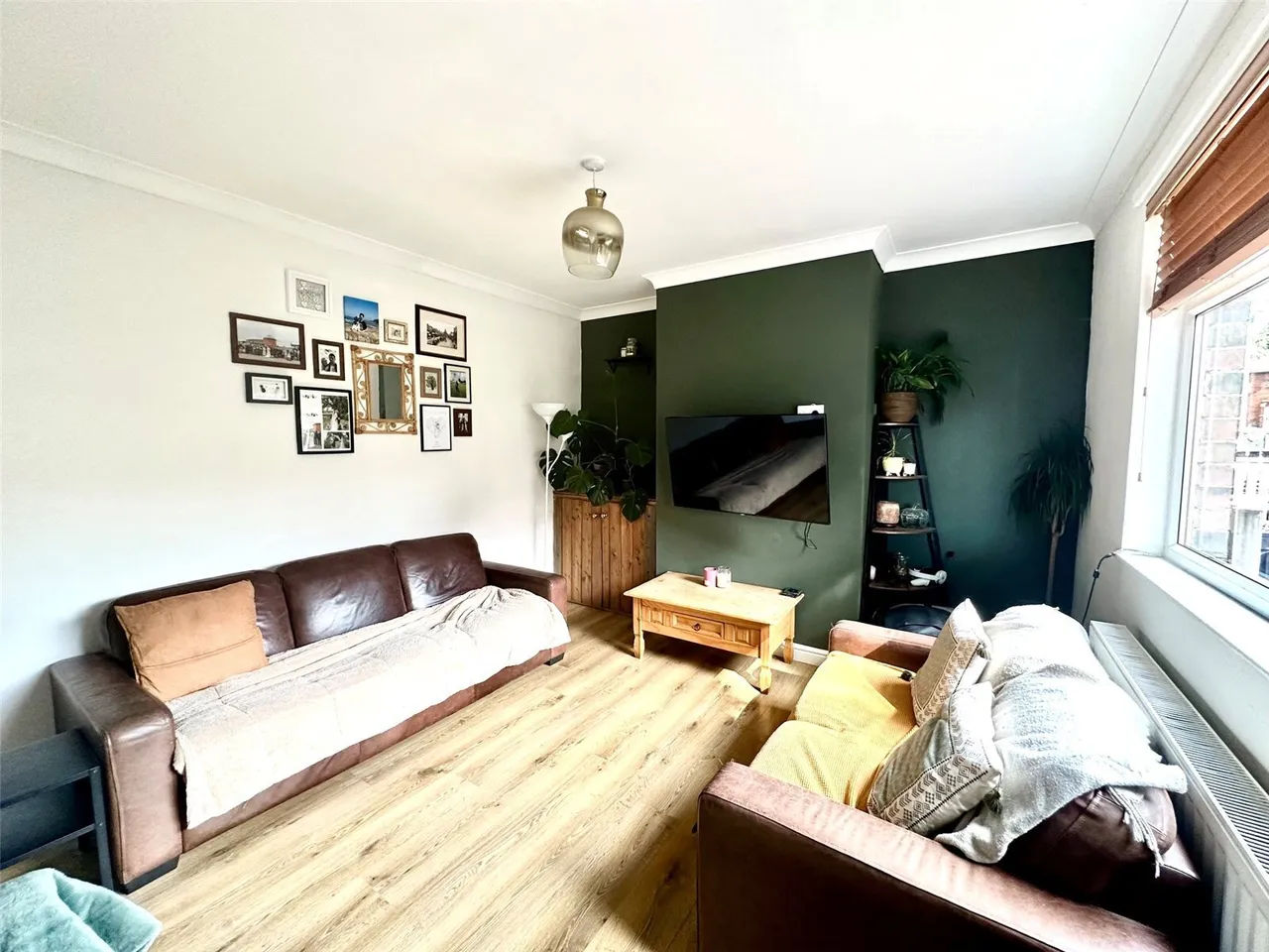 Flanshaw Crescent, Wakefield, West Yorkshire, WF2, photo 3