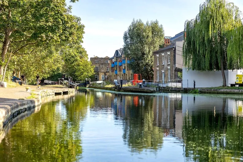 Bow Common Lane, Bow, E3, photo 26