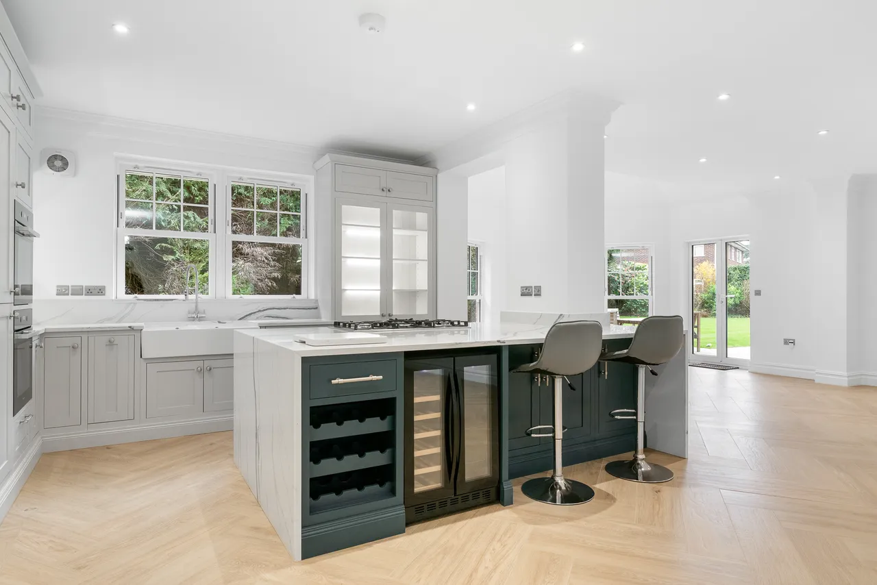 Hockering Road, Woking, Surrey, photo 8