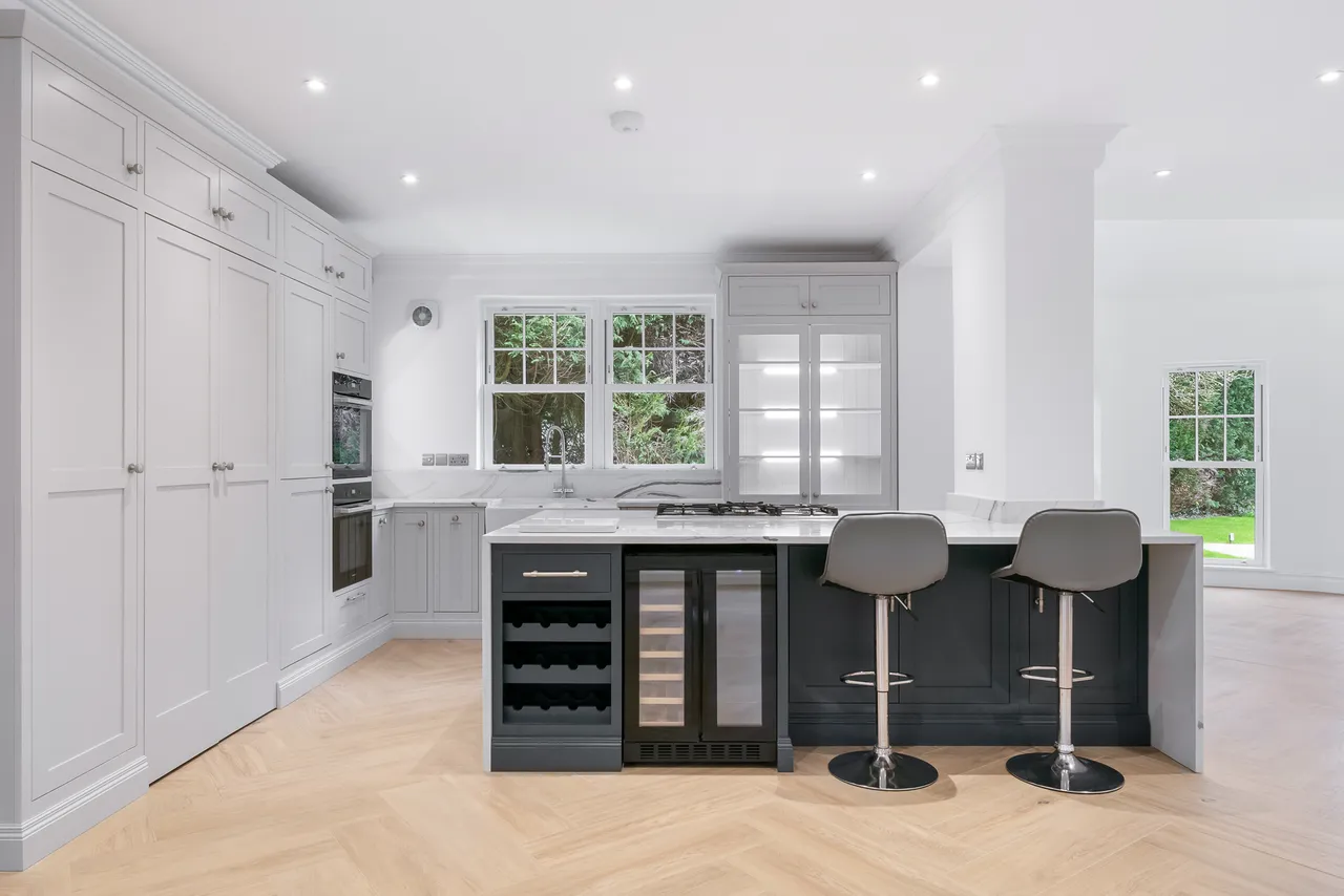 Hockering Road, Woking, Surrey, photo 9