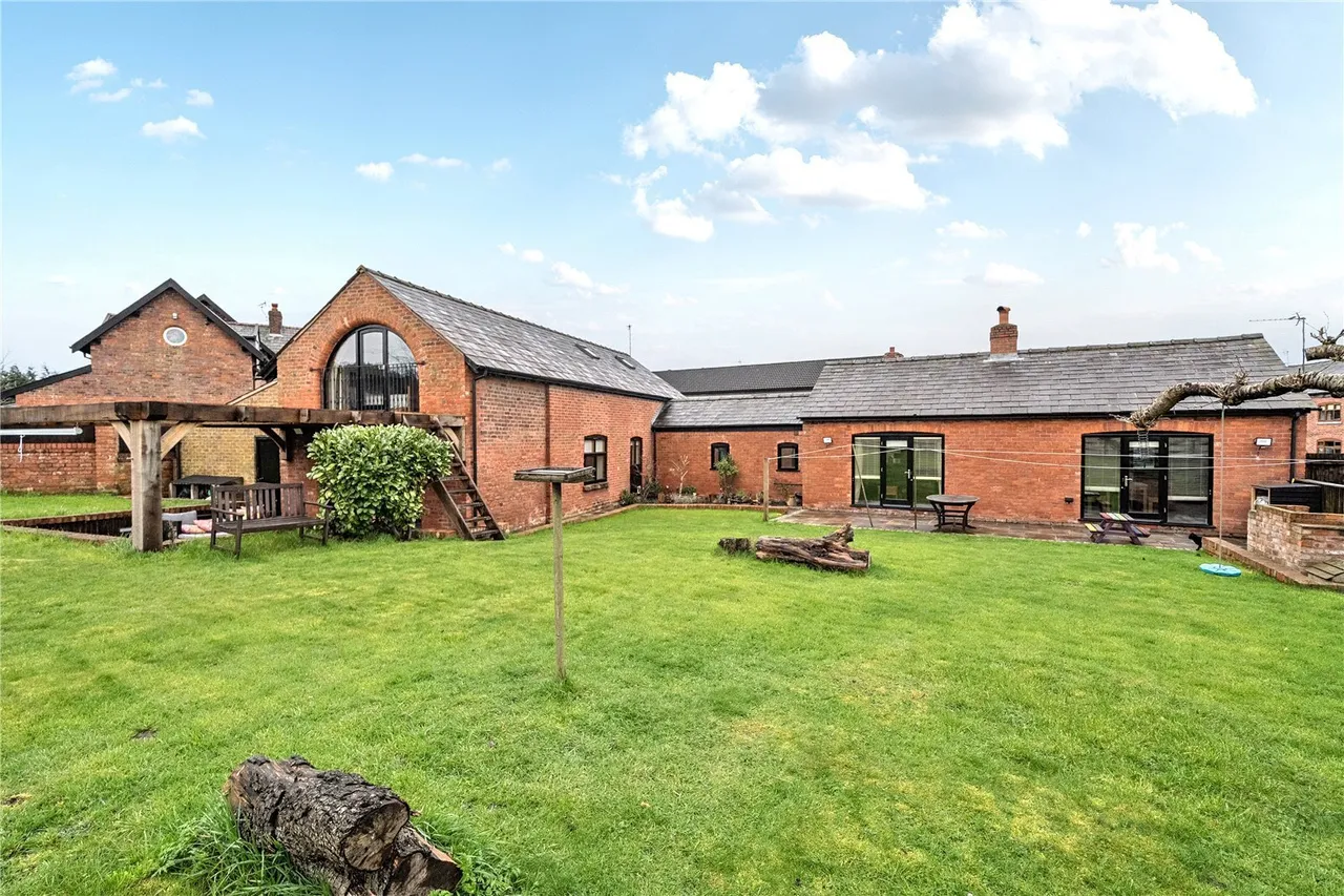 4 bed barn conversion for sale — Hall Lane, Bold, St. Helens, Merseyside, WA9