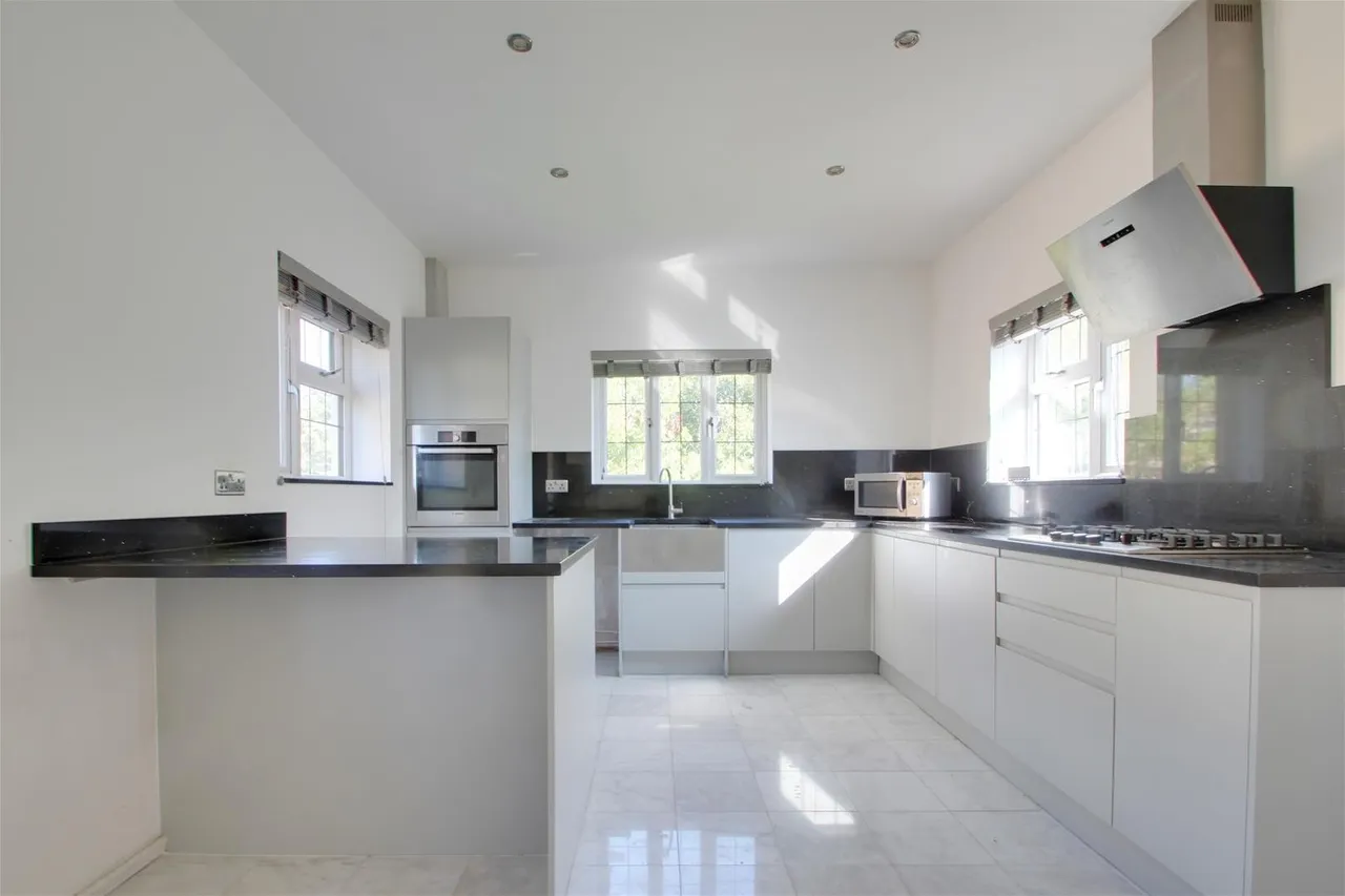 Lansdowne Road, Worthing, photo 5