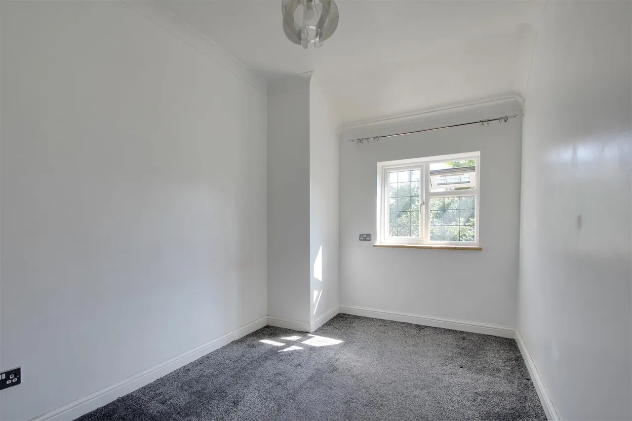 Lansdowne Road, Worthing, photo 9